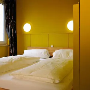 **** Hotel Happy End Deutschland